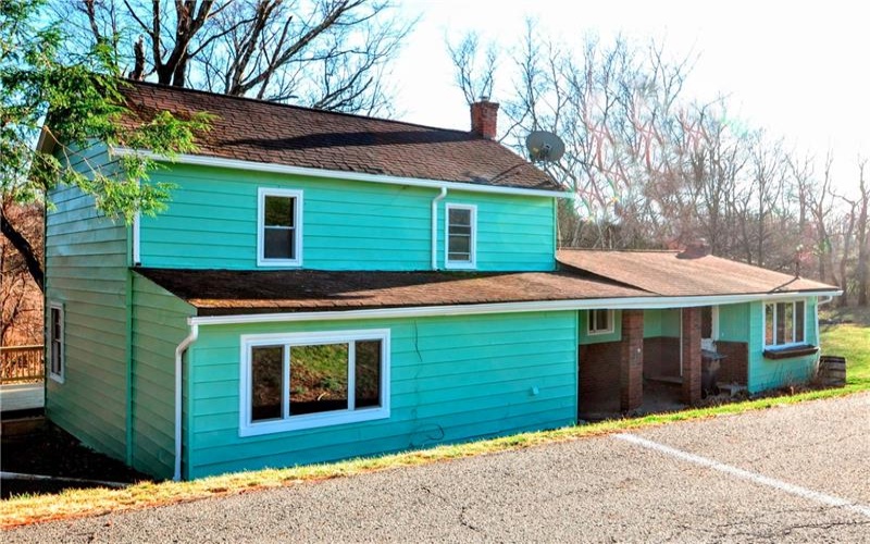 1082 Frye Rd, Jeannette, 15644, 3 Bedrooms Bedrooms, 5 Rooms Rooms,2.1 BathroomsBathrooms,Residential,For Sale,Frye Rd,1692881