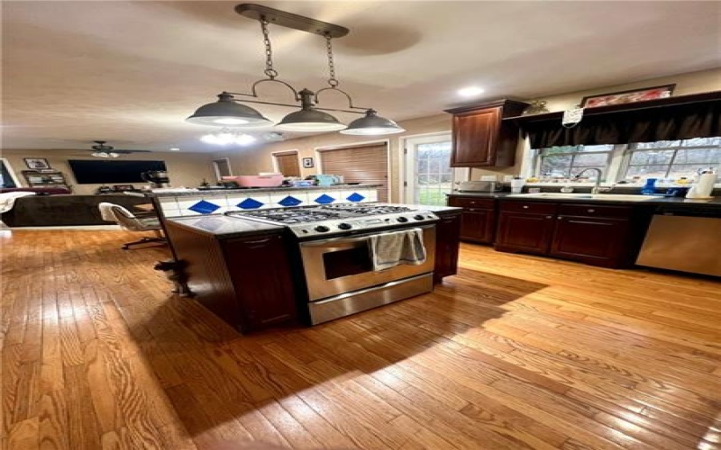 101 FIELDSTONE COURT, 15644, 15644, 6 Bedrooms Bedrooms, ,3.1 BathroomsBathrooms,Residential,For Sale,FIELDSTONE COURT,1692885