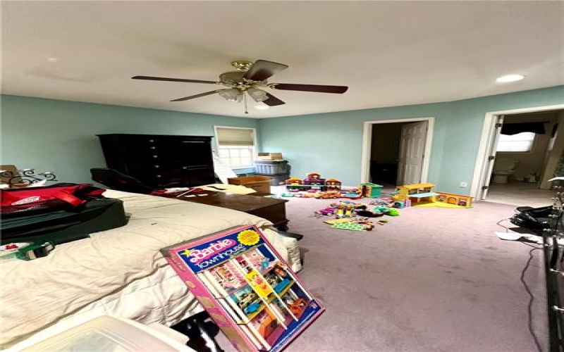 101 FIELDSTONE COURT, 15644, 15644, 6 Bedrooms Bedrooms, ,3.1 BathroomsBathrooms,Residential,For Sale,FIELDSTONE COURT,1692885