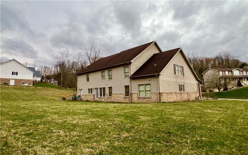 101 FIELDSTONE COURT, 15644, 15644, 6 Bedrooms Bedrooms, ,3.1 BathroomsBathrooms,Residential,For Sale,FIELDSTONE COURT,1692885