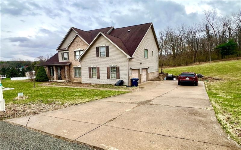 101 FIELDSTONE COURT, 15644, 15644, 6 Bedrooms Bedrooms, ,3.1 BathroomsBathrooms,Residential,For Sale,FIELDSTONE COURT,1692885