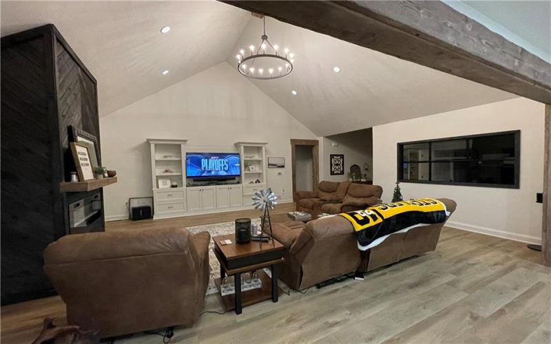 190 Frederick Drive, Upper Burrell, 15068, 4 Bedrooms Bedrooms, ,4.1 BathroomsBathrooms,Lease,For Sale,Frederick Drive,1693010