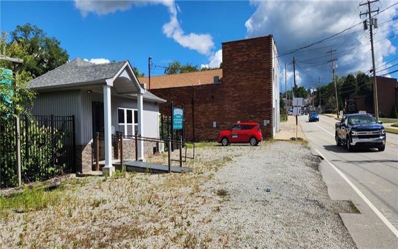73 Pennsylvania Ave, Irwin, 15642, ,Commercial-industrial-business,For Sale,Pennsylvania Ave,1693011