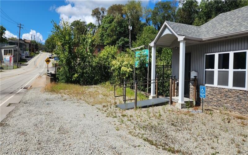 73 Pennsylvania Ave, Irwin, 15642, ,Commercial-industrial-business,For Sale,Pennsylvania Ave,1693011
