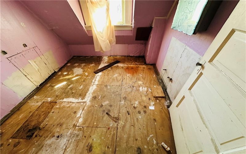 412 Burton Ave, Washington, 15301, 4 Bedrooms Bedrooms, 8 Rooms Rooms,2 BathroomsBathrooms,Residential,For Sale,Burton Ave,1692884