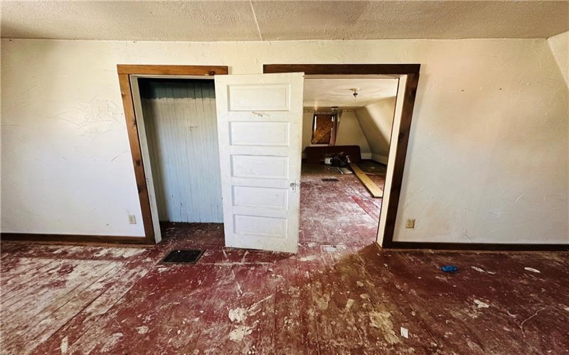 412 Burton Ave, Washington, 15301, 4 Bedrooms Bedrooms, 8 Rooms Rooms,2 BathroomsBathrooms,Residential,For Sale,Burton Ave,1692884