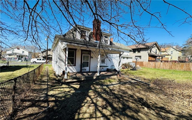 412 Burton Ave, Washington, 15301, 4 Bedrooms Bedrooms, 8 Rooms Rooms,2 BathroomsBathrooms,Residential,For Sale,Burton Ave,1692884