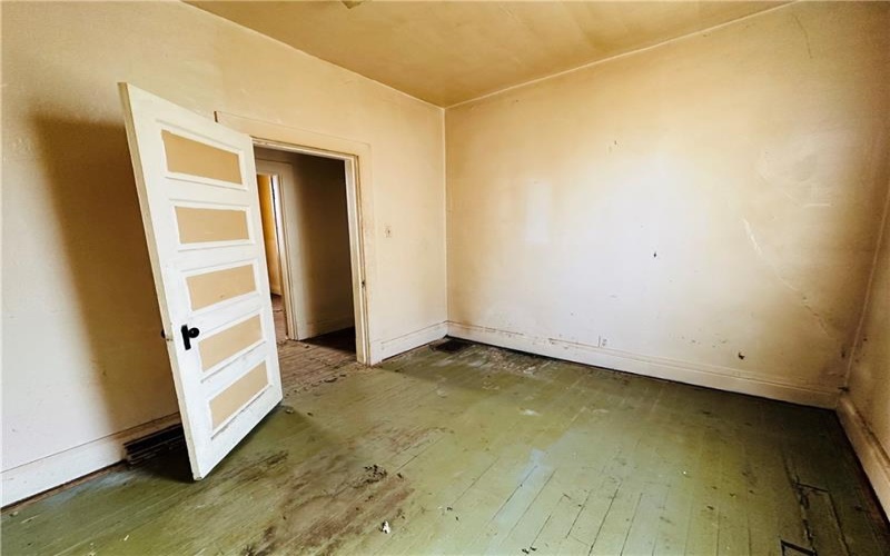 412 Burton Ave, Washington, 15301, 4 Bedrooms Bedrooms, 8 Rooms Rooms,2 BathroomsBathrooms,Residential,For Sale,Burton Ave,1692884