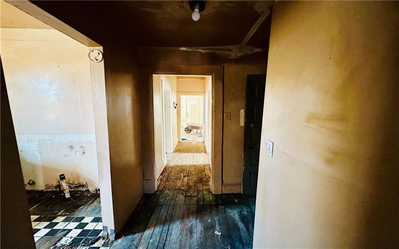 412 Burton Ave, Washington, 15301, 4 Bedrooms Bedrooms, 8 Rooms Rooms,2 BathroomsBathrooms,Residential,For Sale,Burton Ave,1692884