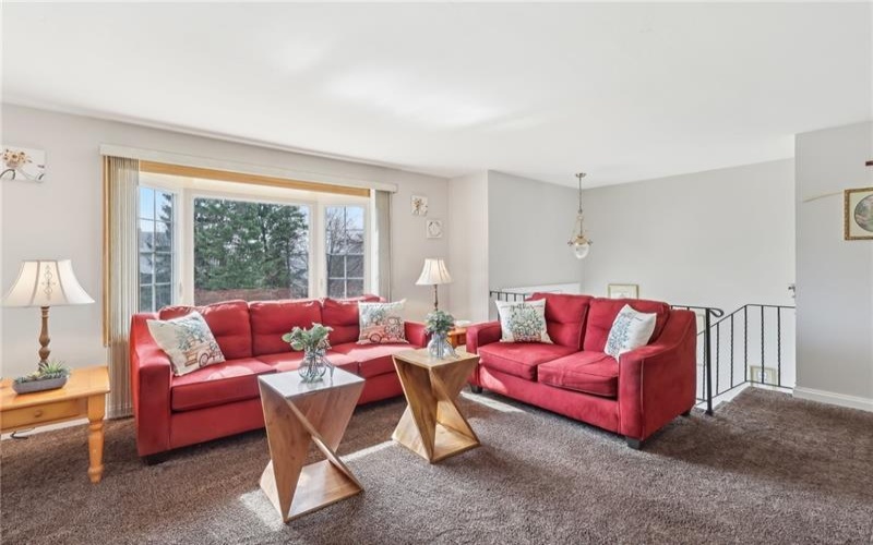417 Manor Road, Delmont, 15626, 3 Bedrooms Bedrooms, 8 Rooms Rooms,2.1 BathroomsBathrooms,Residential,For Sale,Manor Road,1693032