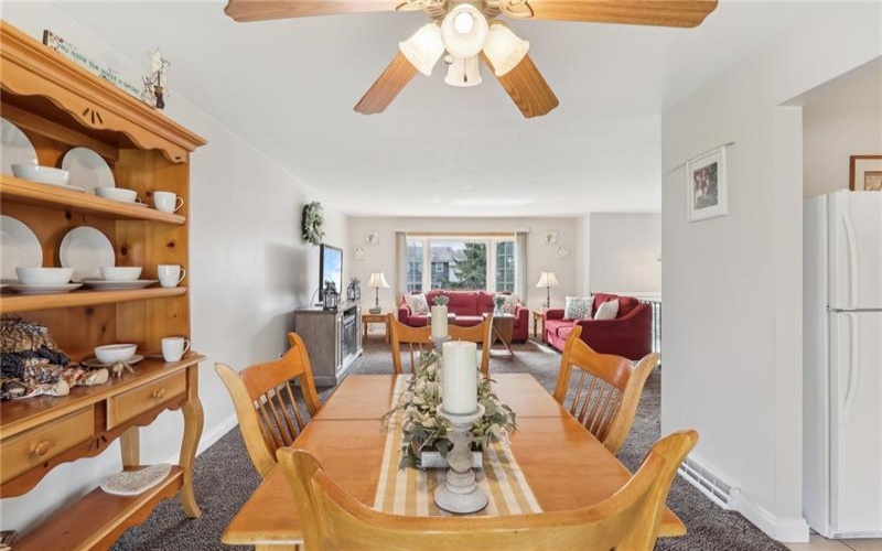 417 Manor Road, Delmont, 15626, 3 Bedrooms Bedrooms, 8 Rooms Rooms,2.1 BathroomsBathrooms,Residential,For Sale,Manor Road,1693032