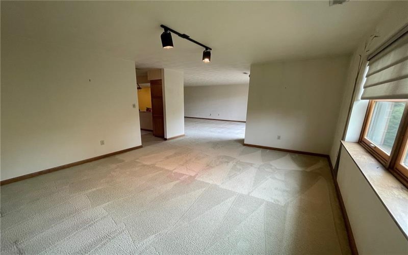 3885 Brookside Ln, Murrysville, 15668, 2 Bedrooms Bedrooms, 6 Rooms Rooms,2.1 BathroomsBathrooms,Residential,For Sale,Brookside Ln,1673953