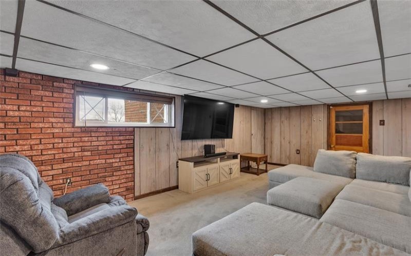 832 Regent St, Houston, 15342, 3 Bedrooms Bedrooms, 9 Rooms Rooms,1.1 BathroomsBathrooms,Residential,For Sale,Regent St,1692327