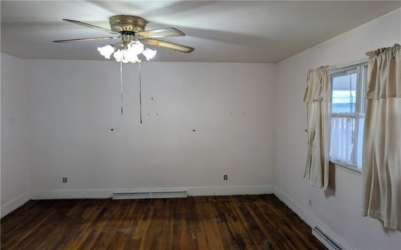 413 Shady Ave, Charleroi, 15022, 3 Bedrooms Bedrooms, 7 Rooms Rooms,1 BathroomBathrooms,Residential,For Sale,Shady Ave,1693147