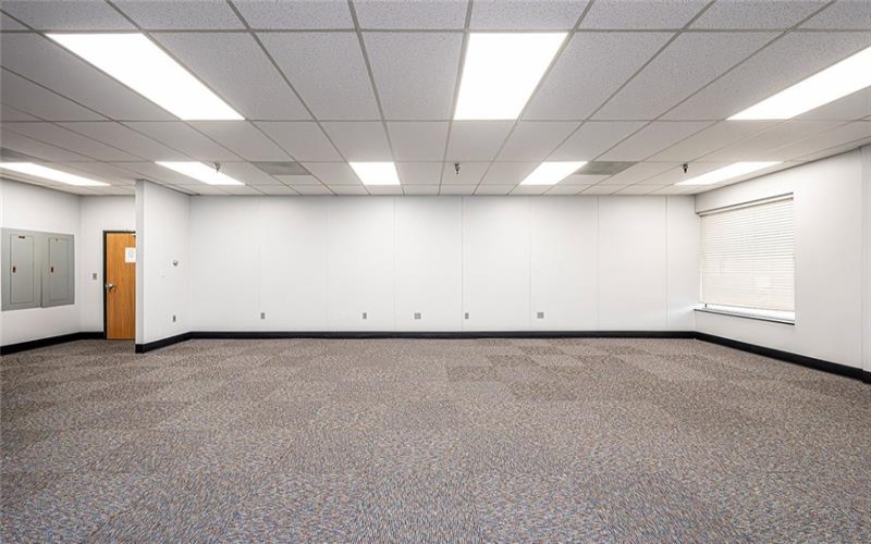 211 Huff Ave, Greensburg, 15601, ,Commercial-industrial-business,For Sale,Huff Ave,1692860