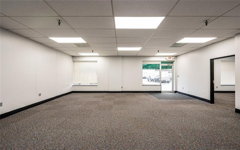 211 Huff Ave, Greensburg, 15601, ,Commercial-industrial-business,For Sale,Huff Ave,1692860