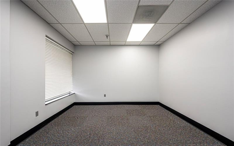 211 Huff Ave, Greensburg, 15601, ,Commercial-industrial-business,For Sale,Huff Ave,1692860