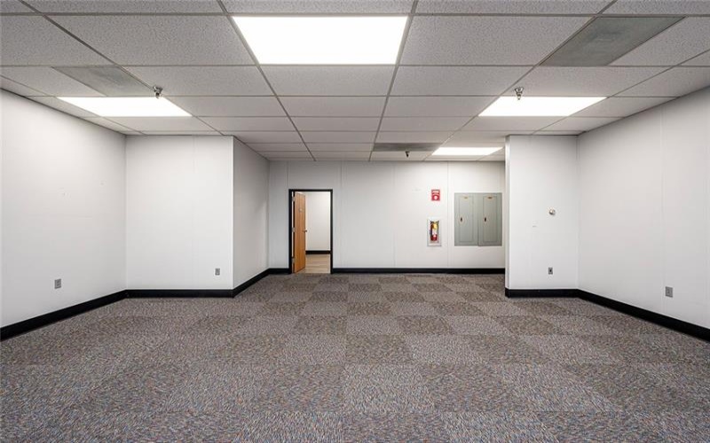 211 Huff Ave, Greensburg, 15601, ,Commercial-industrial-business,For Sale,Huff Ave,1692860