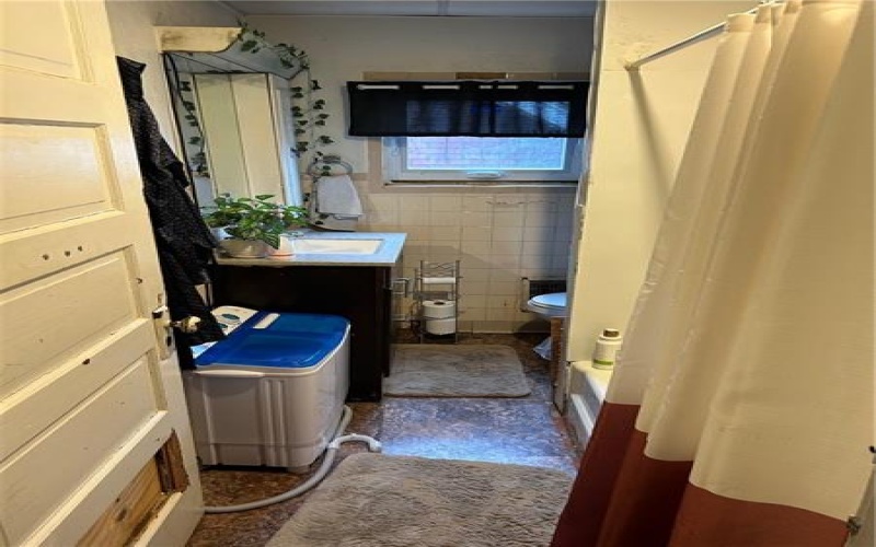1355 Drey St, New Kensington, 15068, 3 Bedrooms Bedrooms, ,2.1 BathroomsBathrooms,Residential,For Sale,Drey St,1693005