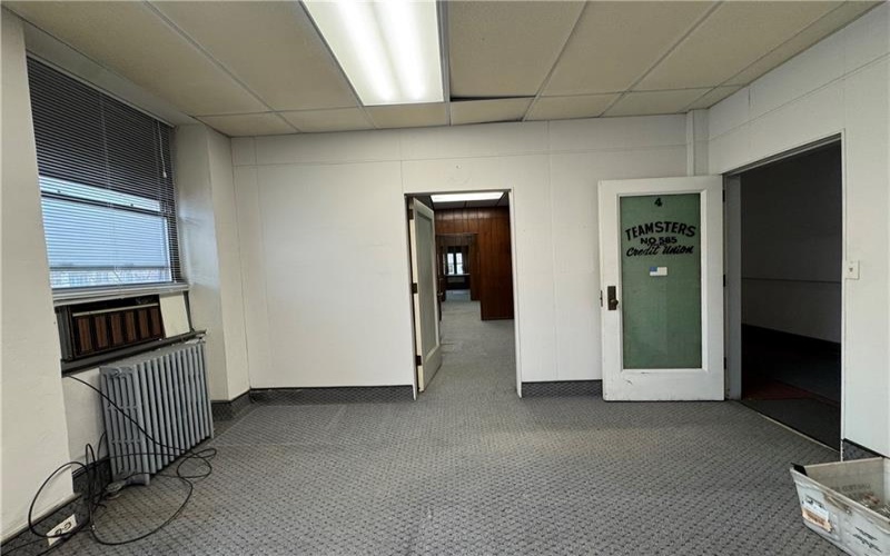 1 College Street, Washington, 15301, ,Commercial-industrial-business,For Sale,College Street,1693531