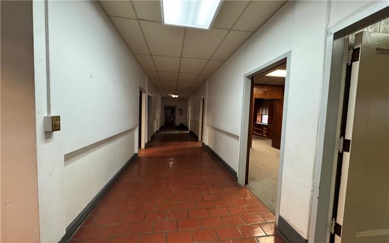 1 College Street, Washington, 15301, ,Commercial-industrial-business,For Sale,College Street,1693531