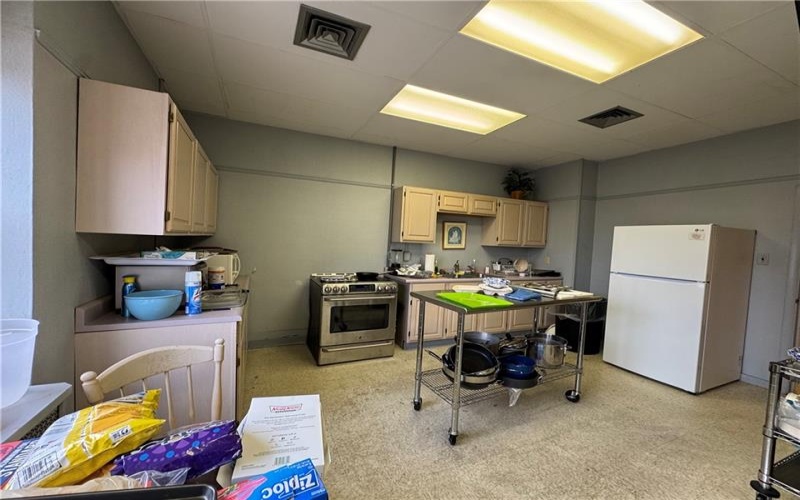 1 College Street, Washington, 15301, ,Commercial-industrial-business,For Sale,College Street,1693531