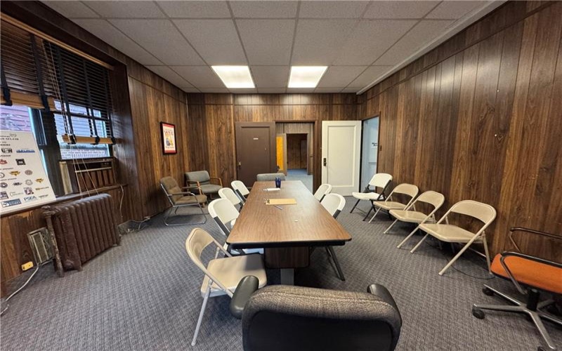 1 College Street, Washington, 15301, ,Commercial-industrial-business,For Sale,College Street,1693531