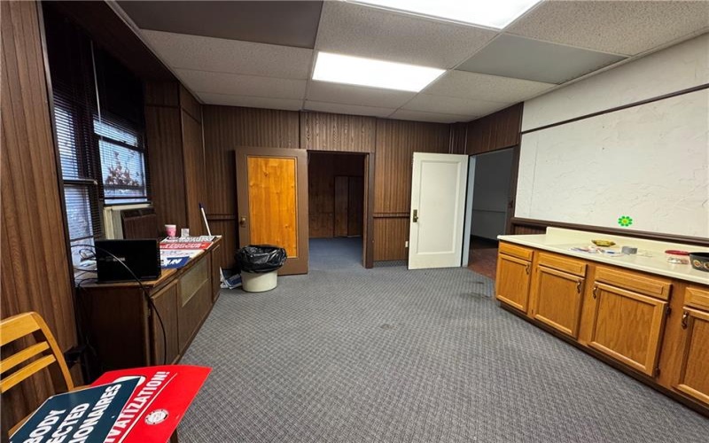 1 College Street, Washington, 15301, ,Commercial-industrial-business,For Sale,College Street,1693531