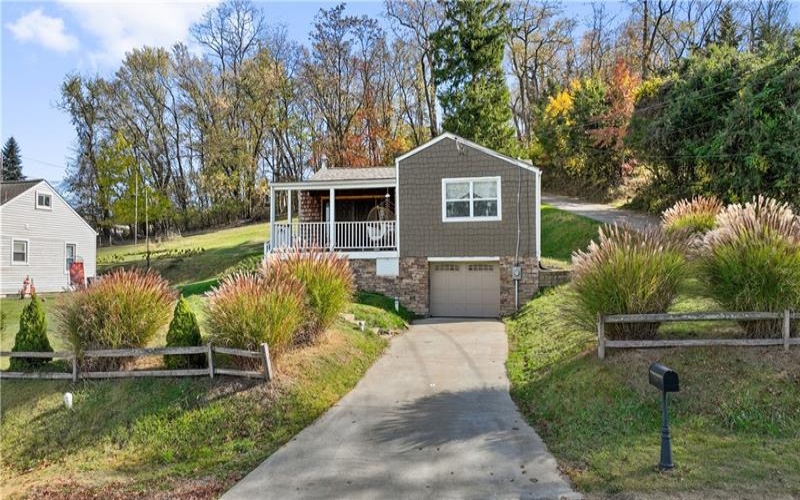 319 1st Ave, Belle Vernon, 15012, 2 Bedrooms Bedrooms, 5 Rooms Rooms,2 BathroomsBathrooms,Residential,For Sale,1st Ave,1693697
