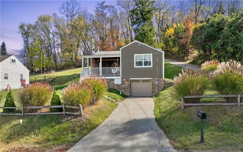 319 1st Ave, Belle Vernon, 15012, 2 Bedrooms Bedrooms, 5 Rooms Rooms,2 BathroomsBathrooms,Residential,For Sale,1st Ave,1693697
