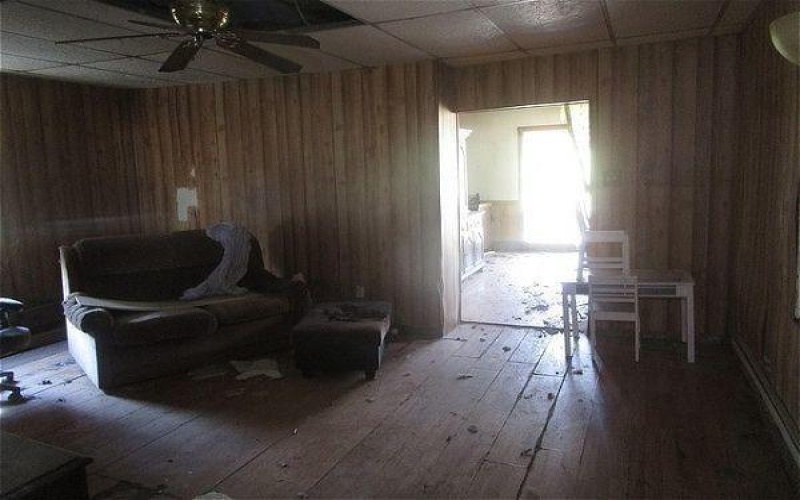 109 Longfellow St, Vandergrift, 15690, 3 Bedrooms Bedrooms, ,1 BathroomBathrooms,Residential,For Sale,Longfellow St,1685454