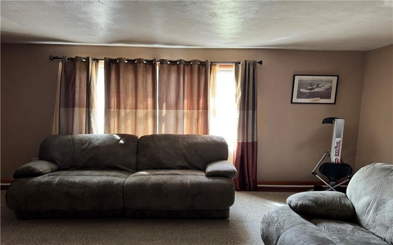 125 Hillside Rd., Derry, 15627, 4 Bedrooms Bedrooms, 6 Rooms Rooms,2 BathroomsBathrooms,Residential,For Sale,Hillside Rd.,1689923