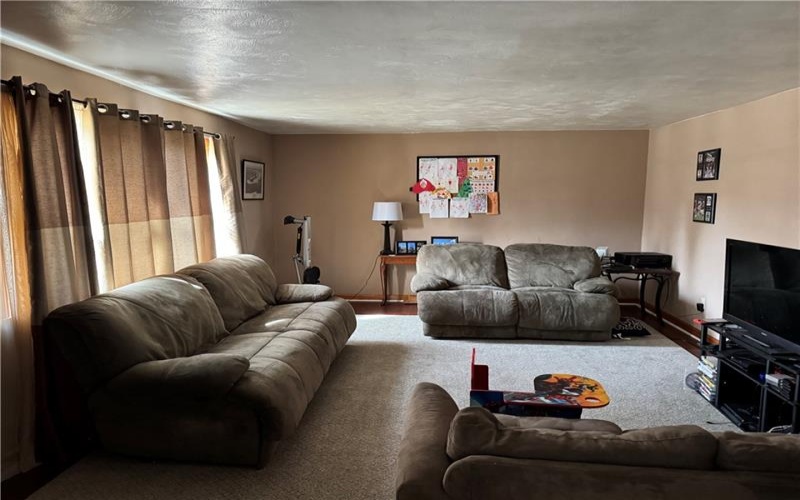 125 Hillside Rd., Derry, 15627, 4 Bedrooms Bedrooms, 6 Rooms Rooms,2 BathroomsBathrooms,Residential,For Sale,Hillside Rd.,1689923