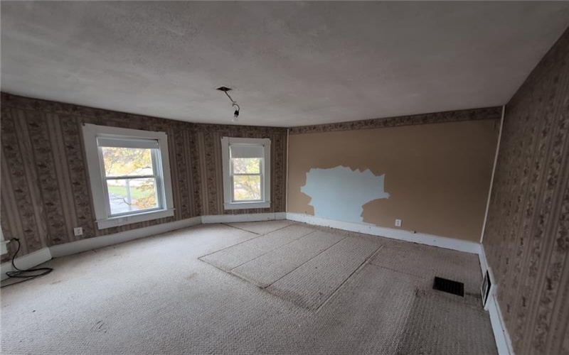 113 Hopwood Fairchance Rd, Hopwood, 15445, 3 Bedrooms Bedrooms, 7 Rooms Rooms,2 BathroomsBathrooms,Residential,For Sale,Hopwood Fairchance Rd,1693905