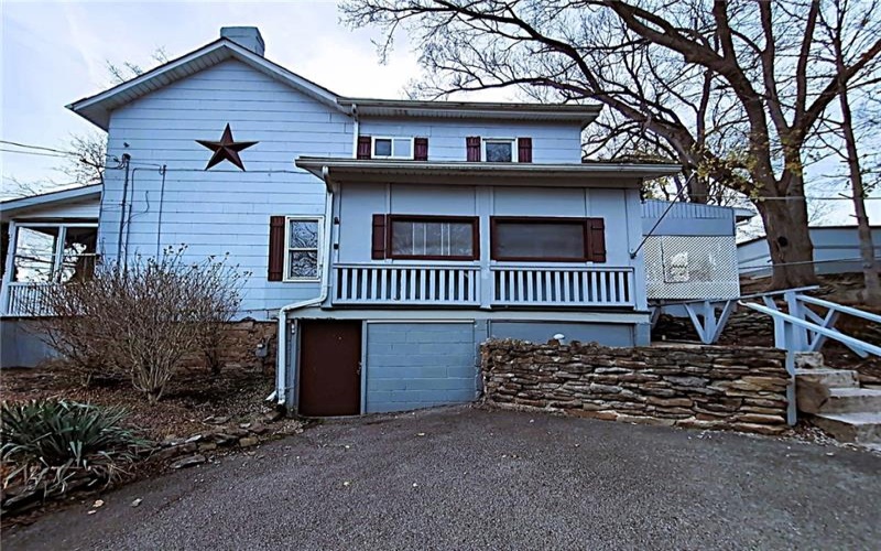 113 Hopwood Fairchance Rd, Hopwood, 15445, 3 Bedrooms Bedrooms, 7 Rooms Rooms,2 BathroomsBathrooms,Residential,For Sale,Hopwood Fairchance Rd,1693905