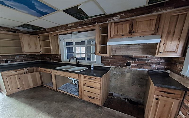113 Hopwood Fairchance Rd, Hopwood, 15445, 3 Bedrooms Bedrooms, 7 Rooms Rooms,2 BathroomsBathrooms,Residential,For Sale,Hopwood Fairchance Rd,1693905