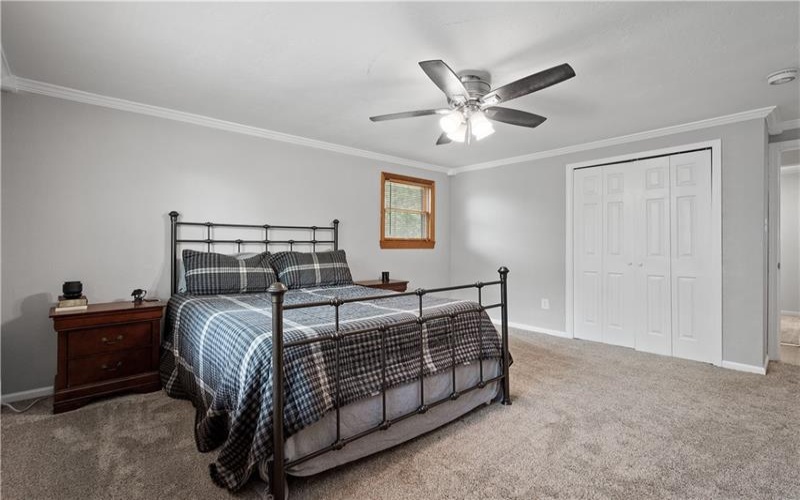 2725 Locust Drive, Pittsburgh, 15241, 3 Bedrooms Bedrooms, 9 Rooms Rooms,2 BathroomsBathrooms,Residential,For Sale,Locust Drive,1690053