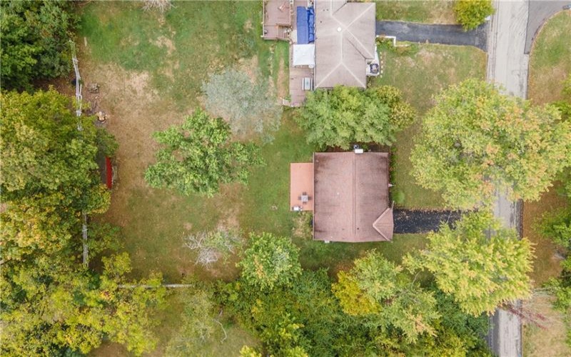 2725 Locust Drive, Pittsburgh, 15241, 3 Bedrooms Bedrooms, 9 Rooms Rooms,2 BathroomsBathrooms,Residential,For Sale,Locust Drive,1690053