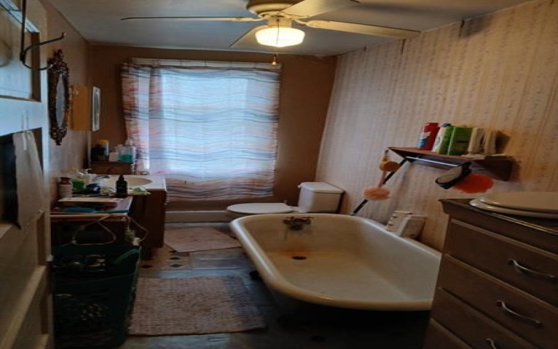 102 4th Ave, Brownsville, 15417, ,Multi-unit,For Sale,4th Ave,1693788
