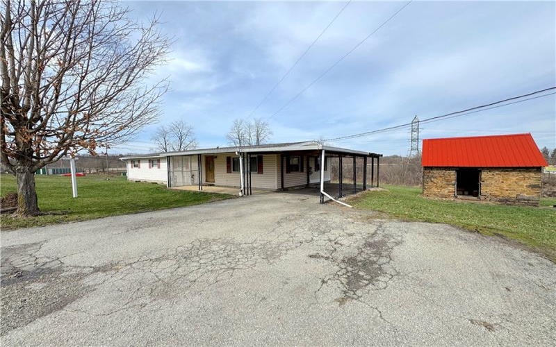 107 Airport Road, Mt. Pleasant, 15666, 3 Bedrooms Bedrooms, 10 Rooms Rooms,2 BathroomsBathrooms,Residential,For Sale,Airport Road,1693974