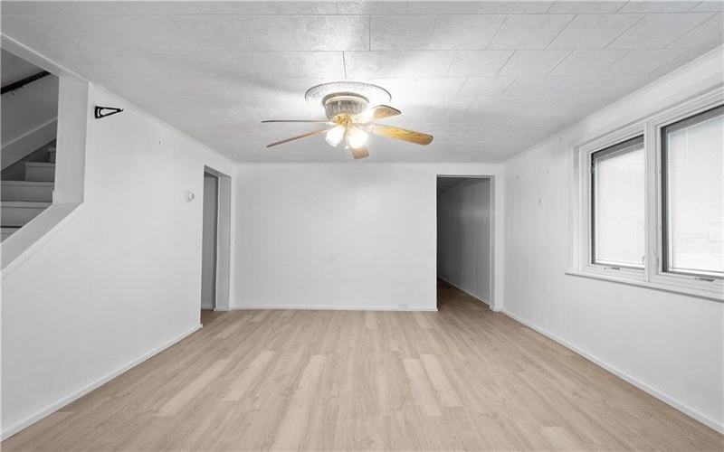 53 Sycamore St, Ellsworth, 15331, 2 Bedrooms Bedrooms, ,1 BathroomBathrooms,Residential,For Sale,Sycamore St,1681176
