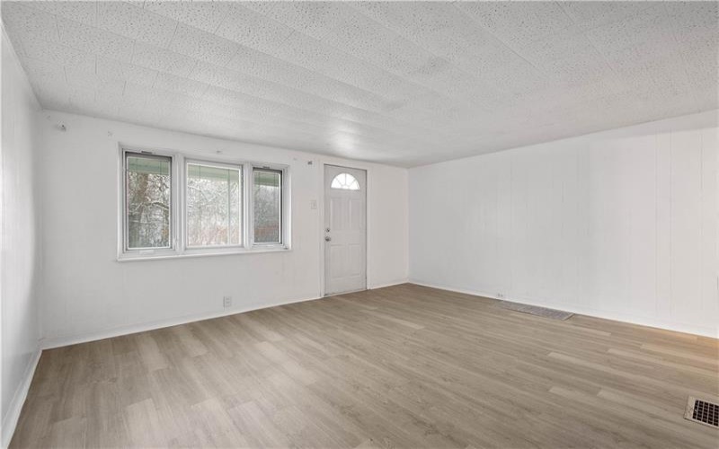 53 Sycamore St, Ellsworth, 15331, 2 Bedrooms Bedrooms, ,1 BathroomBathrooms,Residential,For Sale,Sycamore St,1681176