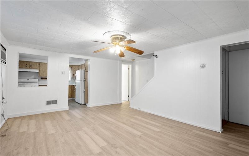 53 Sycamore St, Ellsworth, 15331, 2 Bedrooms Bedrooms, ,1 BathroomBathrooms,Residential,For Sale,Sycamore St,1681176