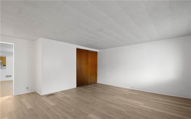 53 Sycamore St, Ellsworth, 15331, 2 Bedrooms Bedrooms, ,1 BathroomBathrooms,Residential,For Sale,Sycamore St,1681176