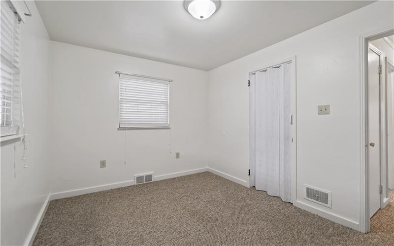 720 1/2 Center Avenue, Charleroi, 15022, 2 Bedrooms Bedrooms, ,1.1 BathroomsBathrooms,Residential,For Sale,Center Avenue,1687888