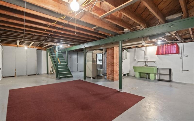 720 1/2 Center Avenue, Charleroi, 15022, 2 Bedrooms Bedrooms, ,1.1 BathroomsBathrooms,Residential,For Sale,Center Avenue,1687888