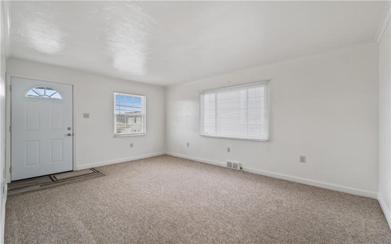 720 1/2 Center Avenue, Charleroi, 15022, 2 Bedrooms Bedrooms, ,1.1 BathroomsBathrooms,Residential,For Sale,Center Avenue,1687888