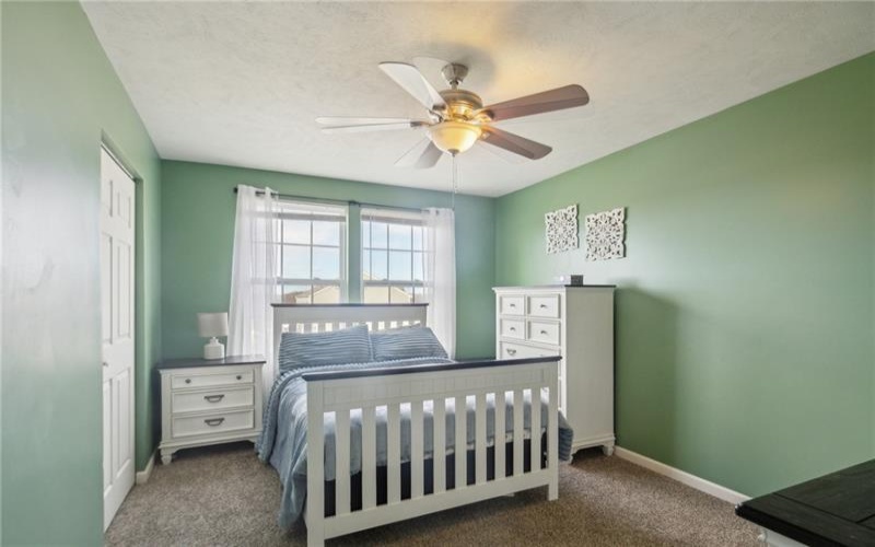 208 Summit Cir, Houston, 15342, 4 Bedrooms Bedrooms, 10 Rooms Rooms,2.2 BathroomsBathrooms,Residential,For Sale,Summit Cir,1693847