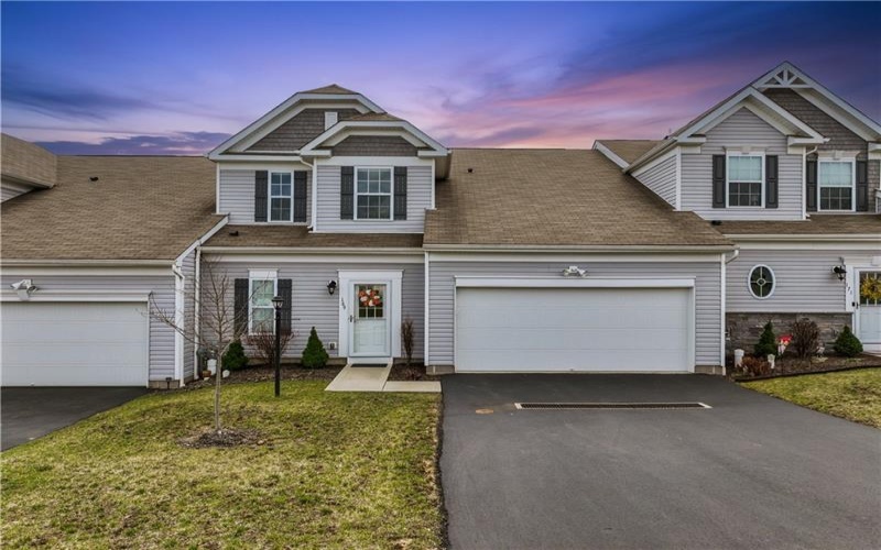 169 Viareggio Way, Finleyville, 15332, 3 Bedrooms Bedrooms, ,2.1 BathroomsBathrooms,Residential,For Sale,Viareggio Way,1694164