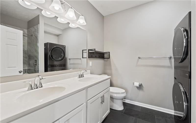 169 Viareggio Way, Finleyville, 15332, 3 Bedrooms Bedrooms, ,2.1 BathroomsBathrooms,Residential,For Sale,Viareggio Way,1694164